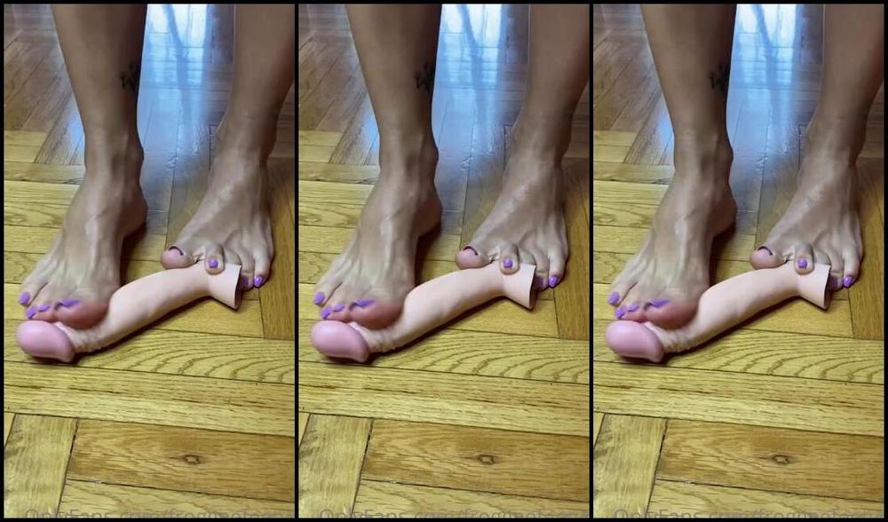 Froggeevip Onlyfans This Is My First Humiliation Video I Am Posting You Better Get Ready Because You Didnt Expect This