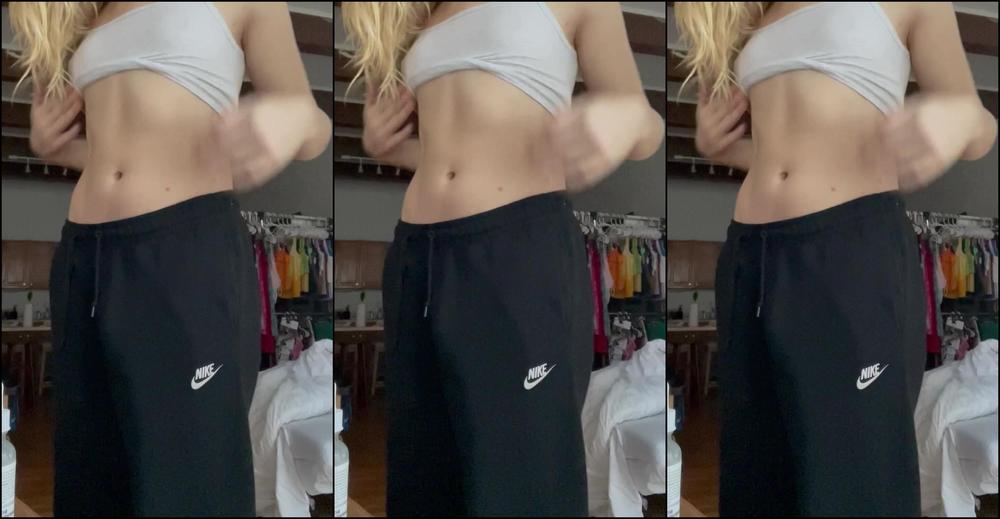 Cariek 2679842220 11 14 2022 National Play With My Tits Day