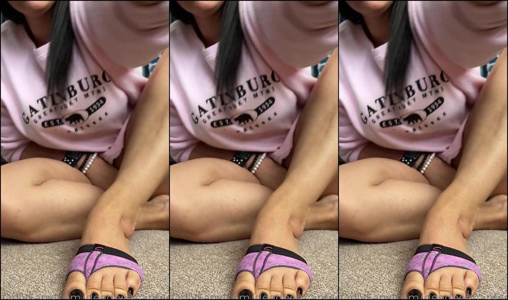 Deedeericanfeet Gm In This Vid I M Showing U My Collection Of Barefoot Anklets And If There S