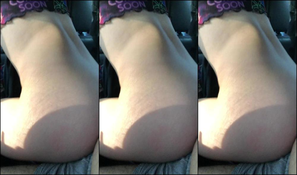 Athenamayxxx Heres The Vid Of Me Making Eye Contact With The Mail Man