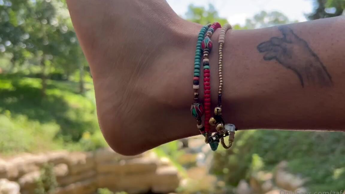 Zafeetllc Onlyfans Goodmorning From My Beautiful Feet And The Birds 3