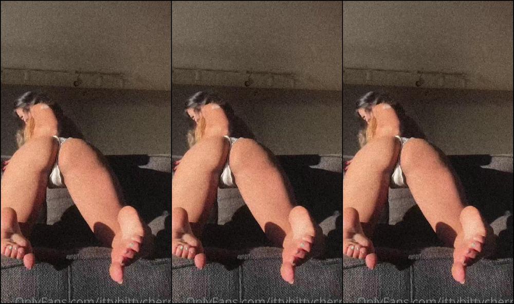 Ittybittycherry D824F485 2F4C 4Cea 89C3 Eda888700D92