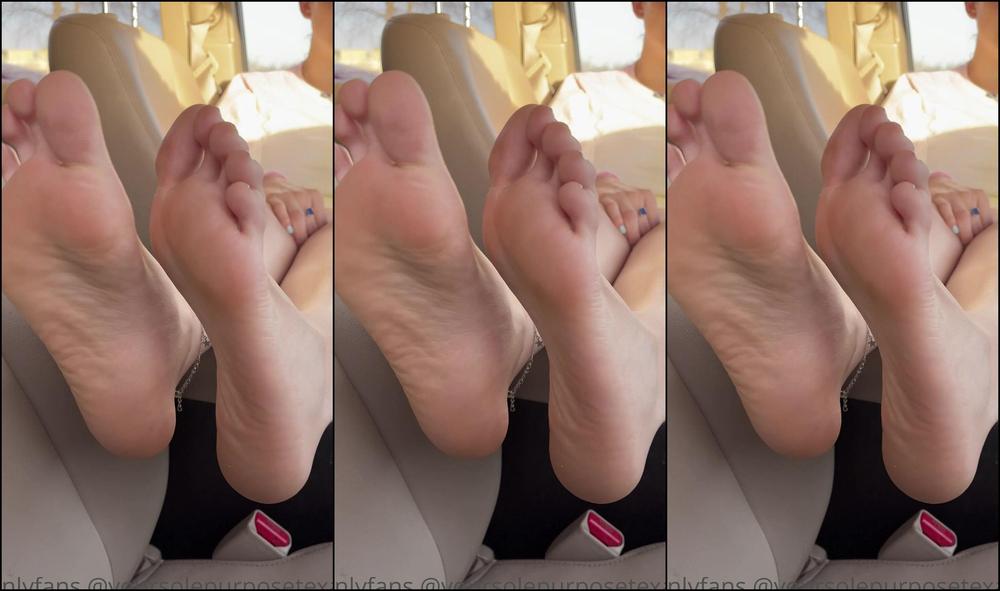 Solepurposetexasofficial Jerk Your Cock To My Sweaty Stinky Gym Feet