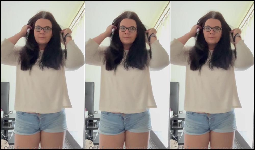 Moore Jasmine 2571202566 08 23 2022 Short Clip From Your Fav Milf