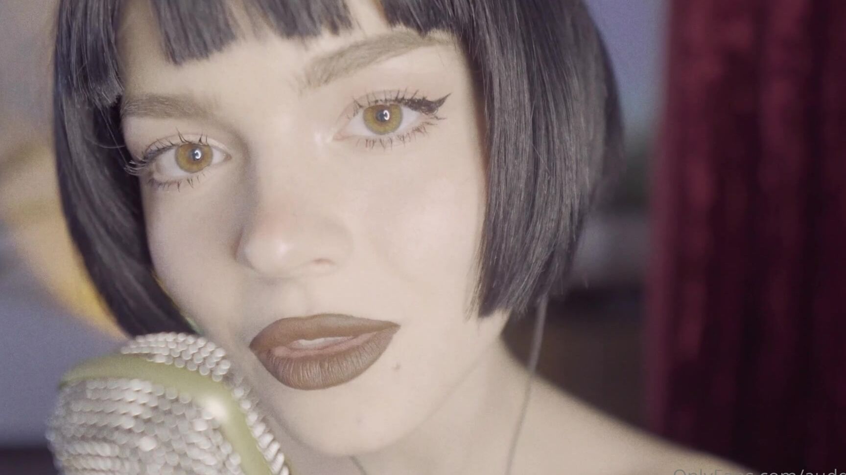 Auddfleur Look At This Big Asmr Gf Takes Care Of Your Mental Health Intimate Uplifting Perso