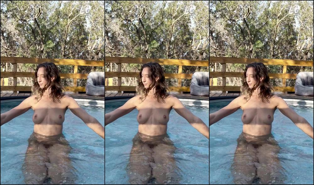 Stephinspace Early Morning Coozi Sesh Check In At The Tantra