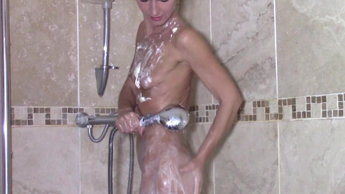 Simon Bee Glamour Roemie S Creamy Shower