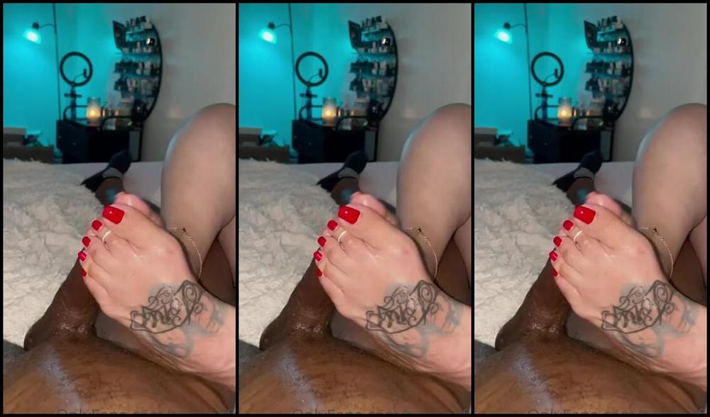 Servingbarefeet Aka Servingfet Onlyfans Bust A Nut Tonight You Deserve 1C