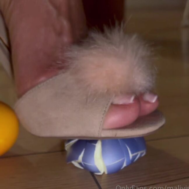 Malivisia Happy Easter My Dear Fans After I Played