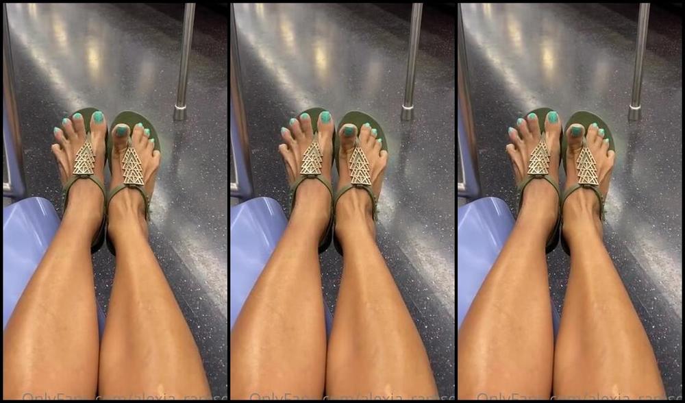 Alexia Ramsey Onlyfans I Was On A Short Lunch Yesterday And It Was So Nice Out So Decided To Record My Feet Then One