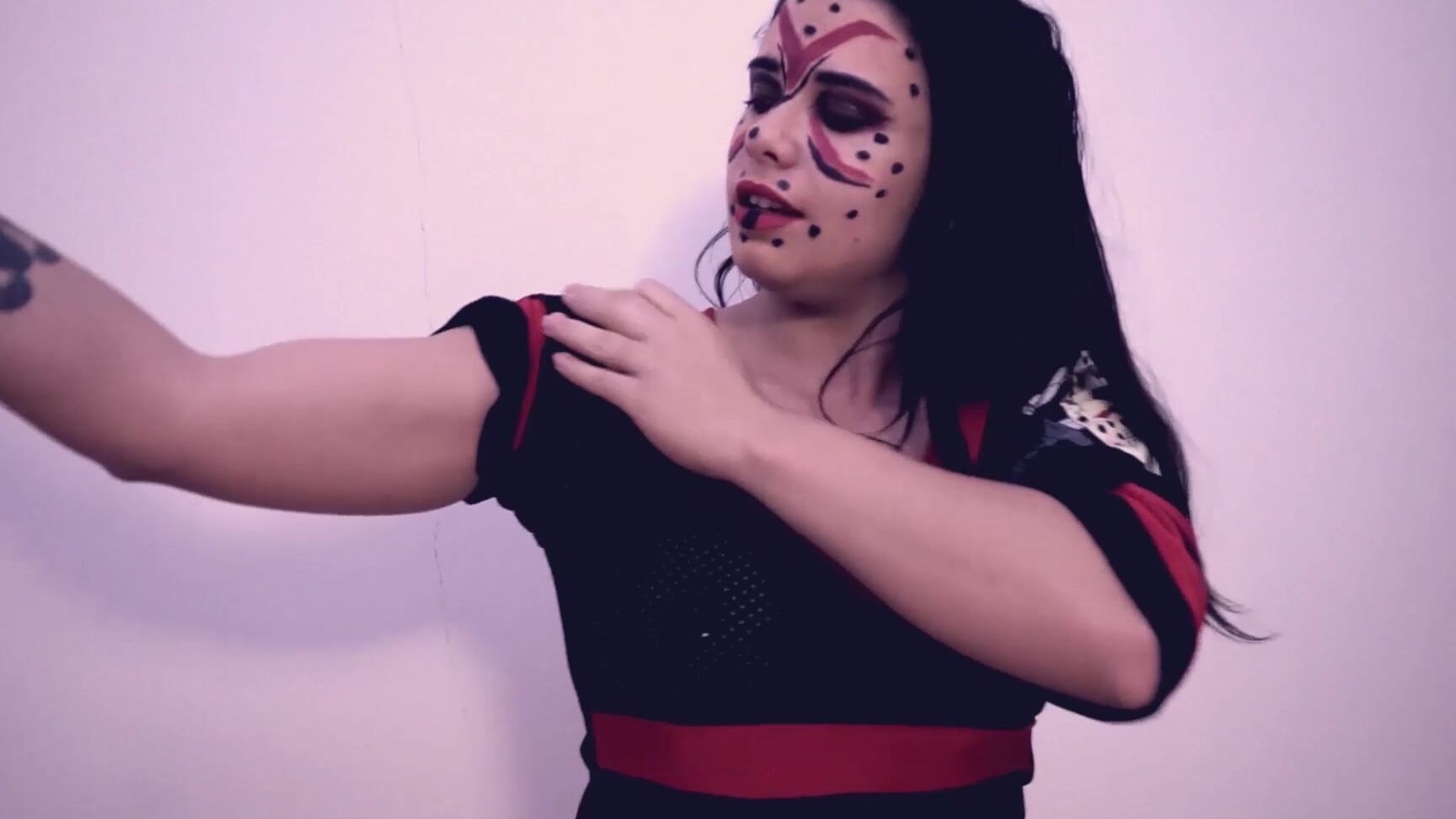 GymBabe - 6 Super Hot Biceps Clips ManyVids