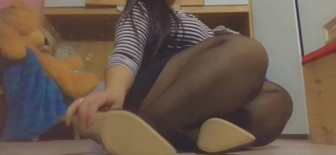 Nikykikka Nicknamed Nikykikka Foot Fetish 10 11 2021 Onlyfans Video Elegance