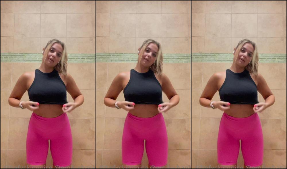 Emilyxbanks 2022 09 12 I Always Get All Nervous While Taking These In The Locker Room Haha