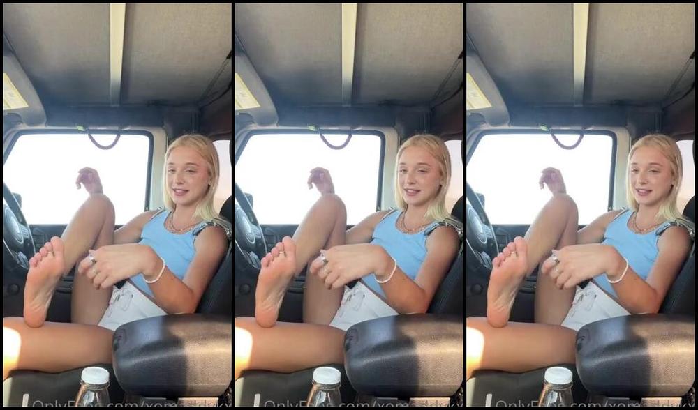 Goddess Kaylee Aka Xomaddykxo Onlyfans Sweaty Vans Soles My Absolute Favoritep