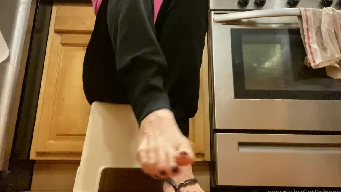 Catprincessfeet Onlyfans My Sexiest Flip Flops With This New Purple Polishmmmm Love It Hotness Plus Dangle Clap C 32