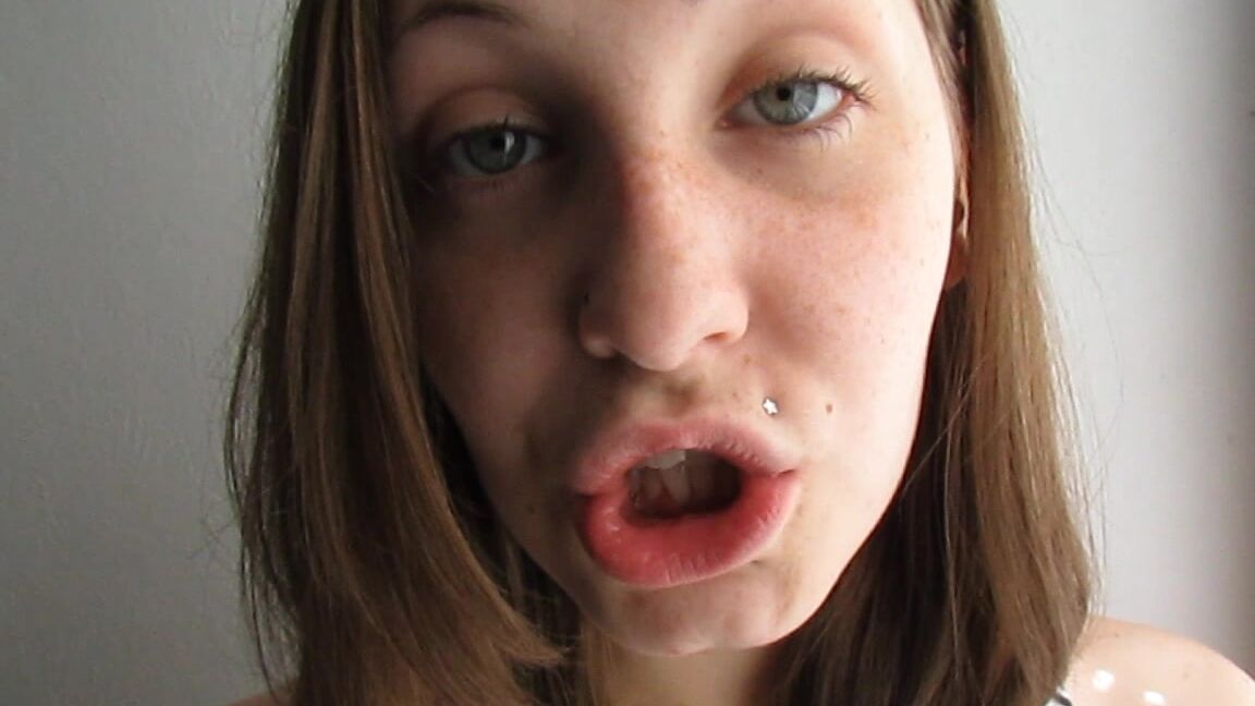 Xxsmiley Seductive Whispering