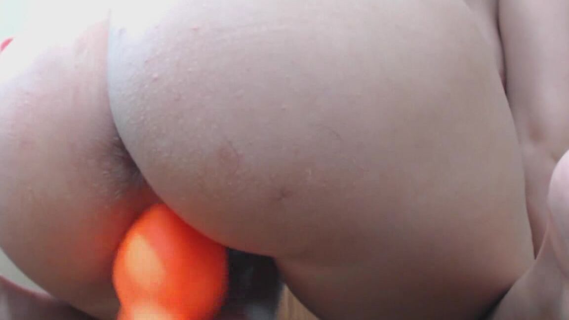 Rydenarmani Strange Babe Shows You Her New Toy