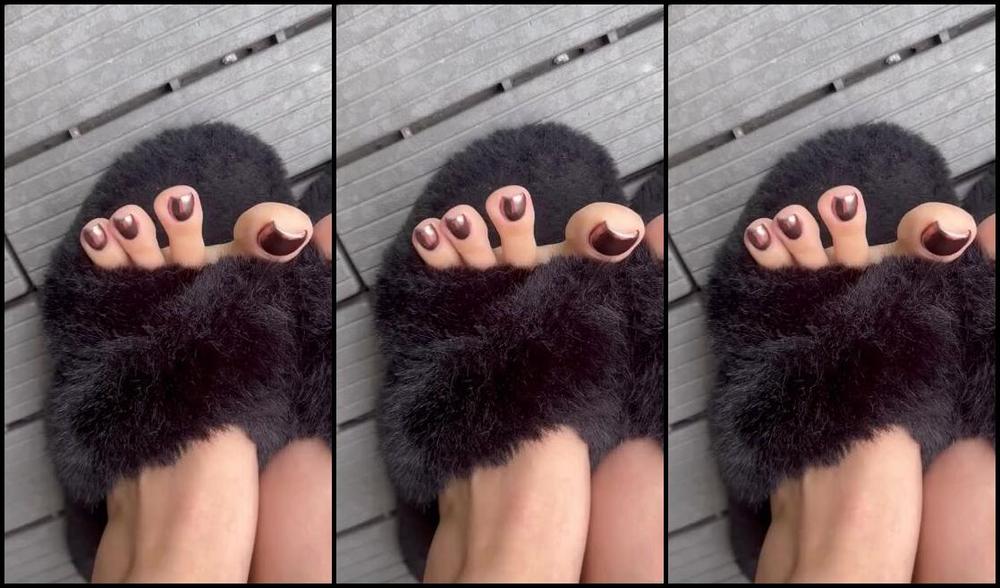 Miasexifeet4U 01 24 2025 Onlyfans Video What Kind Of Footwear Not Closed Shoes Do You Think It Would Be Hard To