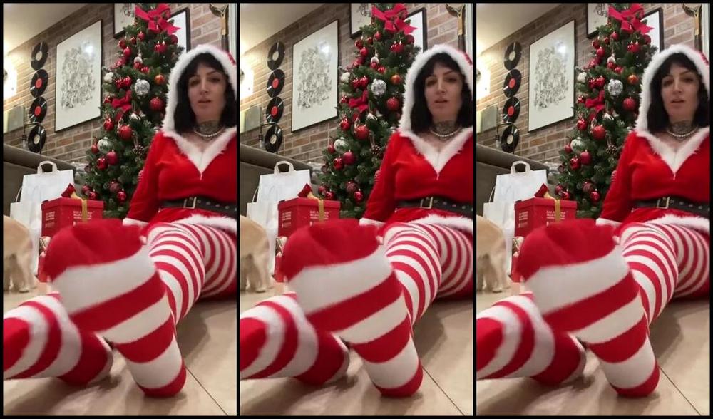 Tokyoinkft Onlyfans Buon Natale A Tutti Voi Un Altro Anno Assieme A Me E Ai Miei Piedini