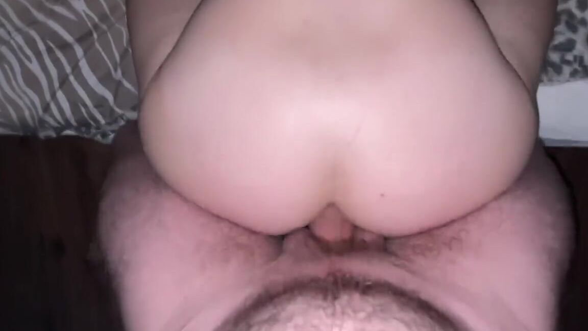 What a beautiful ass my stepmother has. BilyFoxx Pornhub