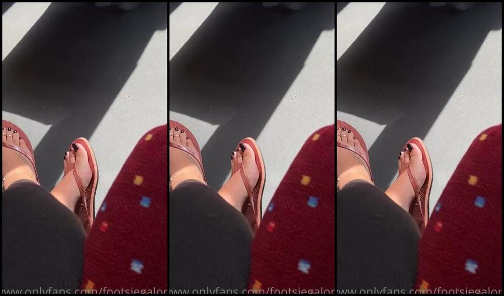 Footsiegalore Onlyfans Bus Tease Part 1 Heading Into The City There Were A Few People Sitting Up The Back Of The Bus