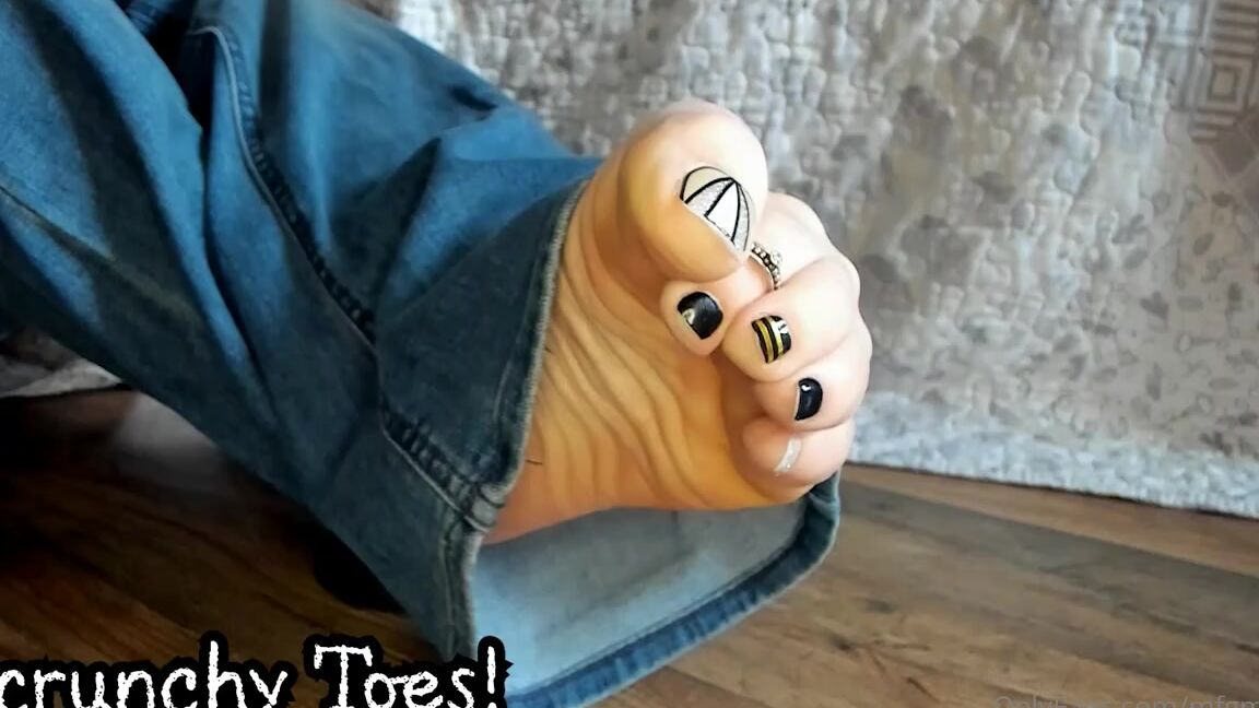 Mommy Michelle Nicknamed Mfgmedia Onlyfans Happy Friday Everyone Ive Spent My Early Mornings Before Work This Week Crafting Something Special