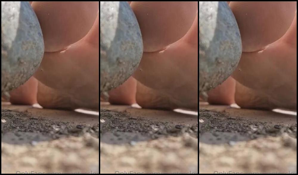 Goddes Lexy Nicknamed Giantesslexy Onlyfans Hide When You Want You Cant Run Away Forever