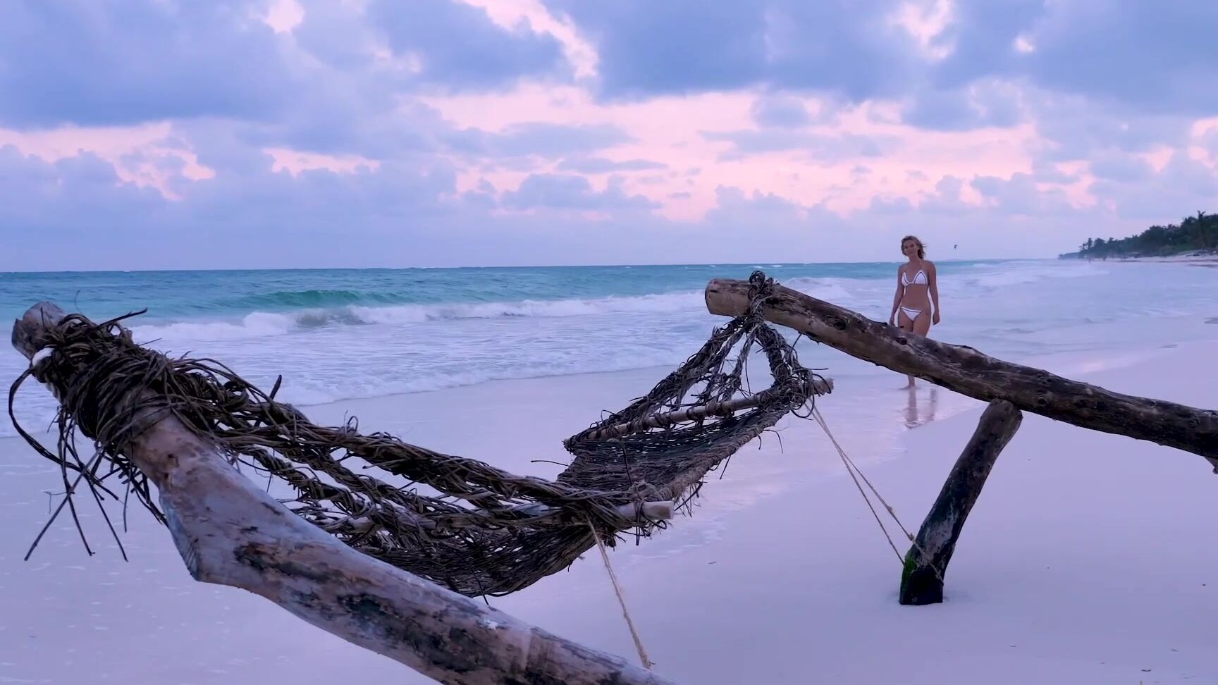 Monawalesxxx 3165832693 02 27 2024 Lets Hang Out