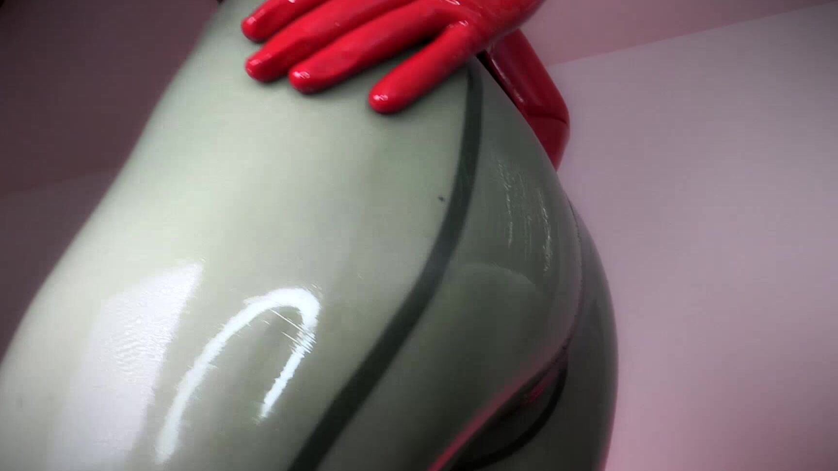 Cum Countdown, Fishnets, Garter and Stockings, Jerk Off Encouragement, Latex, Latex Leggings, Masturbation Encouragement, Pantyhose Tease, POV Ass Worship, Shiny Fetish, Ass Tease, Ass Worship miss untamed looking back at that ass 2018 IWantClips