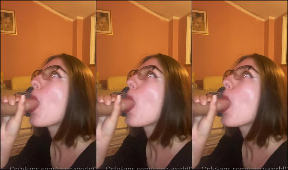 Crissyworld K Chupando El Platano De Mastervlad