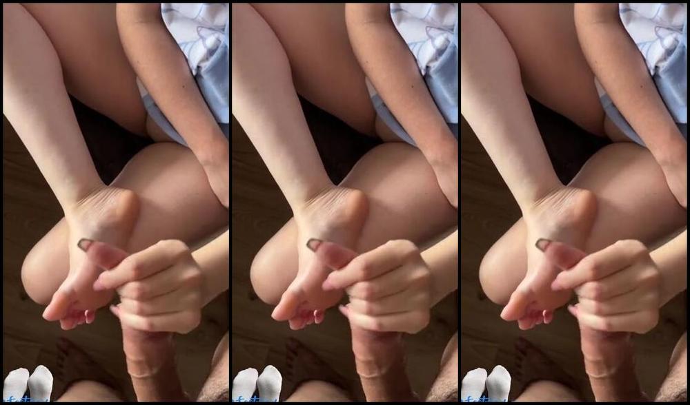 Phfootmodel Nicknamed Phfootmodel 09 09 2024 Onlyfans Video Handjob With Countdown And Cumming On Cute Orange Soles P