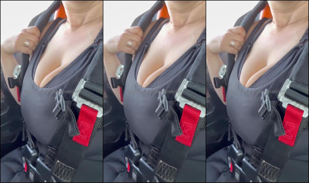 Loreleisecrett 3629721699 01 02 2025 My Rzr Makes My Breast About Bounce Out Of My Shirt
