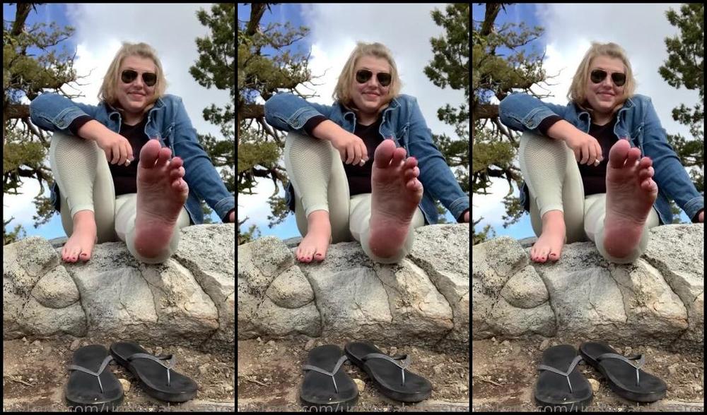 Tabitha Toes Nicknamed Tabithatoes 04 24 2021 Onlyfans Video 8 Minutes Of Me Taking A Smoke Break And Teasing You With My Toesies Light Talking