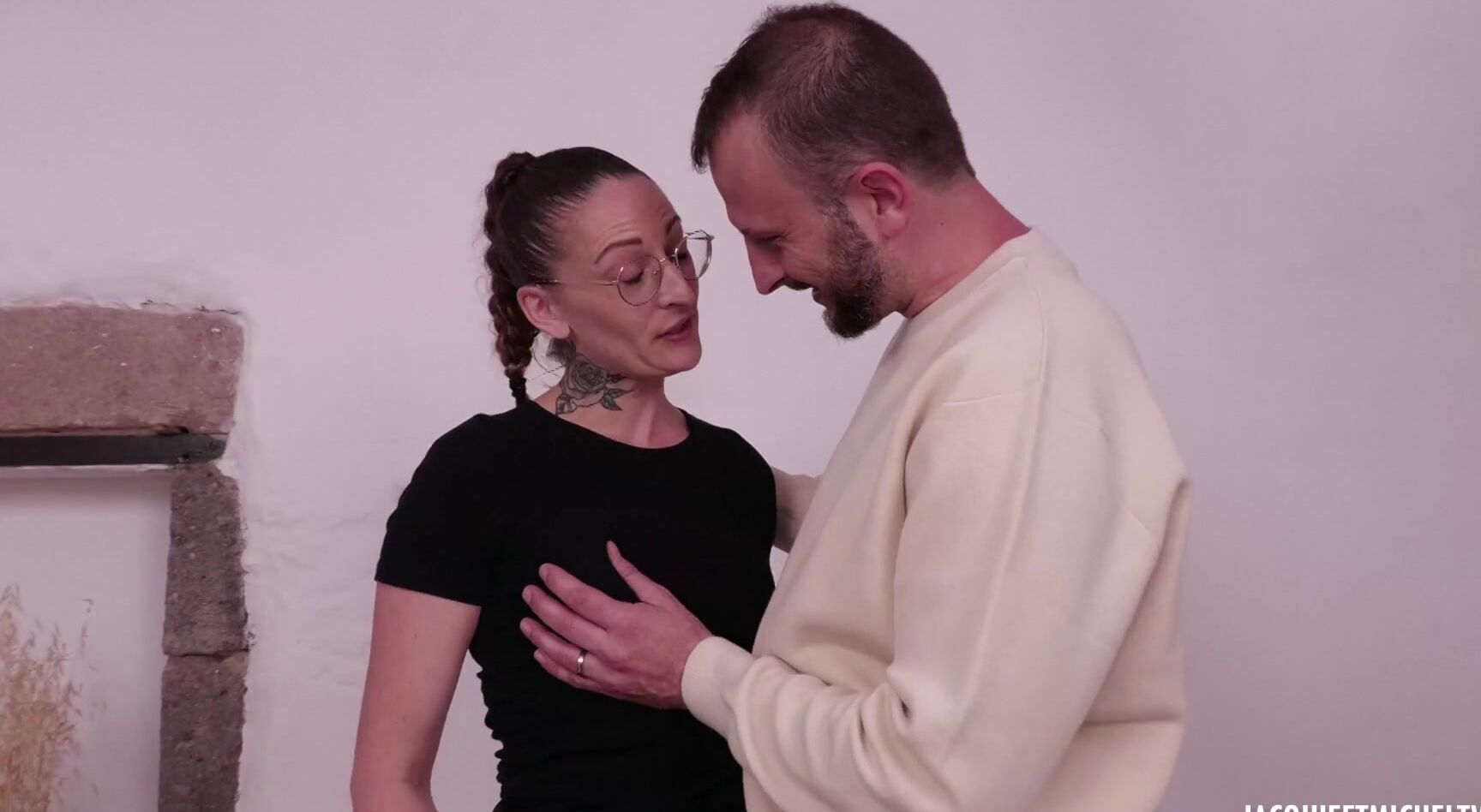 Anal, Gonzo, Hardcore Arianna - Arianna, 34, Industrial Mechanic SiteRip