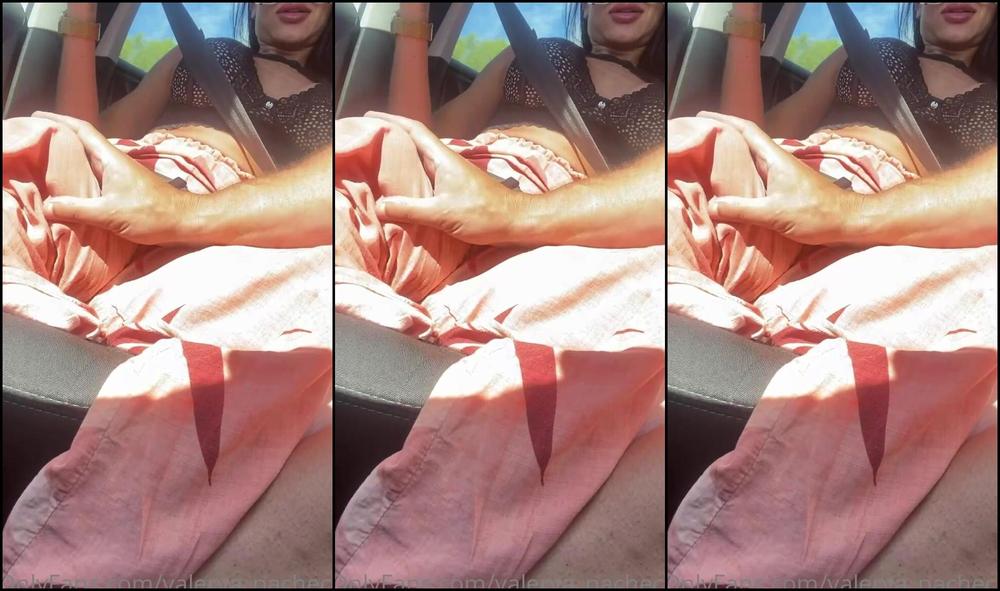 Valerya Pacheco 2603930094 09 16 2022 Playing In The Uber Car He Was Drooling Wanting