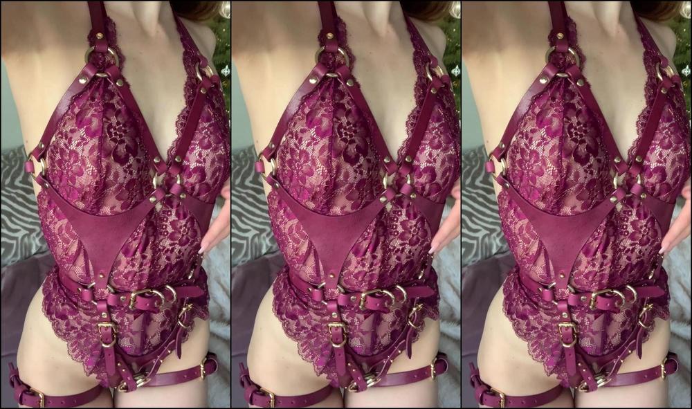 Eva De Vil Photos Finally A Look At This Purple Harness I Thi