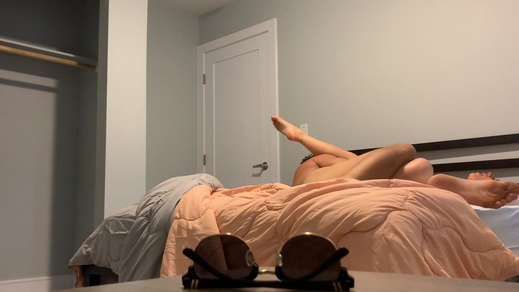 Bradnewman Minutes With A New Goregou