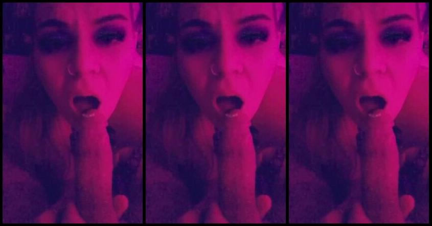 Leena Lux Sitting On Your Face