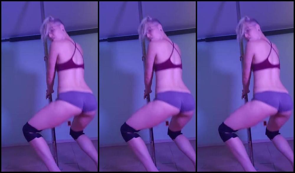 Cosmicbroccoli Onlyfans Had Some Time To Get In Some Pole Practice Tonight Im Not Strong Enough Or Flexible Enough To Do 2 Vp