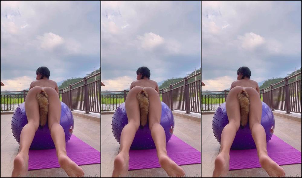 Naughtyfuji 2353120464 02 05 2022 It S Really Nice To Do Stretching