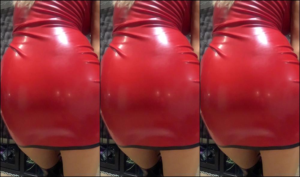 Lady Dark Angel Check Out My Sexy Little Red Latex Ass