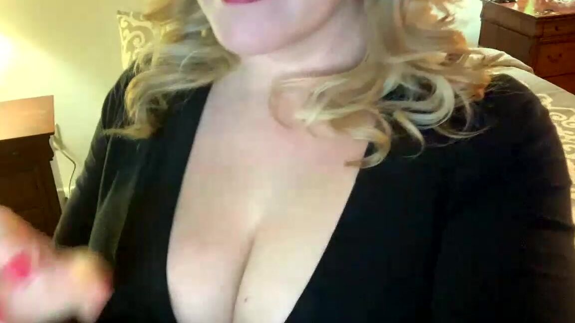 Mrs Darkcuckold Stream Started At Am