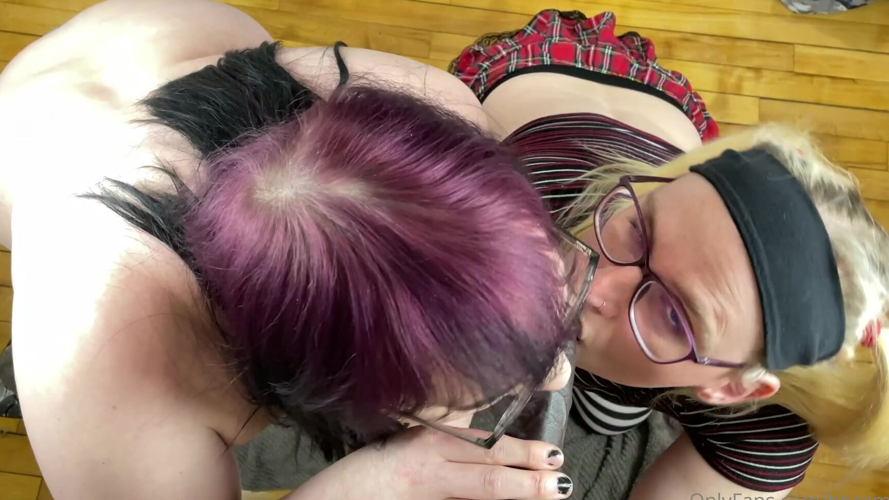 Tshelenaheartbreak Watch Me Velmavoss Get Very Sticky While Tag Teaming A Huge Cock Together