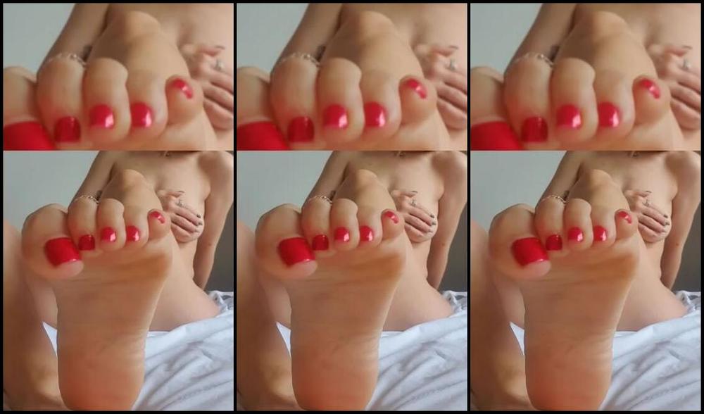 Sofiastoe Aka Sofiastoes Onlyfans I Hope You All Have A Wonderful Christmas Ps Am I On Your Christmas Wishlist