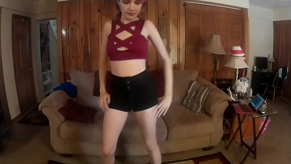 Annabelle Bestia Pokemon Trianer