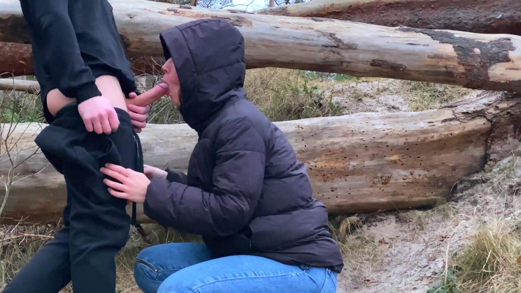 Addy Broke i fucked my girlfriend s wet pussy and gave her a blowjob in the forest under the sea Pornhub