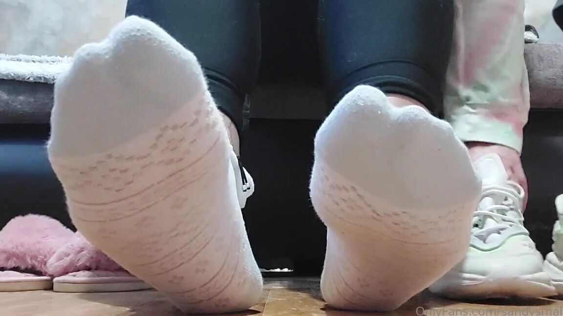 Mica Sandy Nicknamed Sandysmallfeet Onlyfans My Feet After Gym Stinky