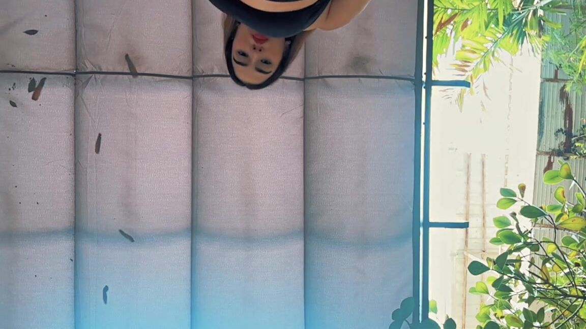 rise of the giantess gaze up at giantess gabriela 4k Clips4Sale