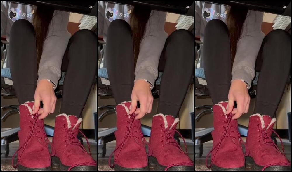 Soldmysolesforink Nicknamed Soldmysolesforink 12 12 2023 Onlyfans Video Mid Day Day 2 Check For The Goodest Boys Around