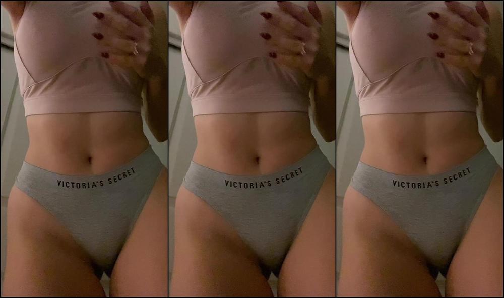 Darshellestevens 103712880 12 13 2019 A Little Late Night Snacc Working On New Content But Wanted To Drop Off A